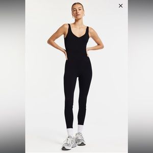 Bandier V-Neck Tempo Full Length Catsuit XS